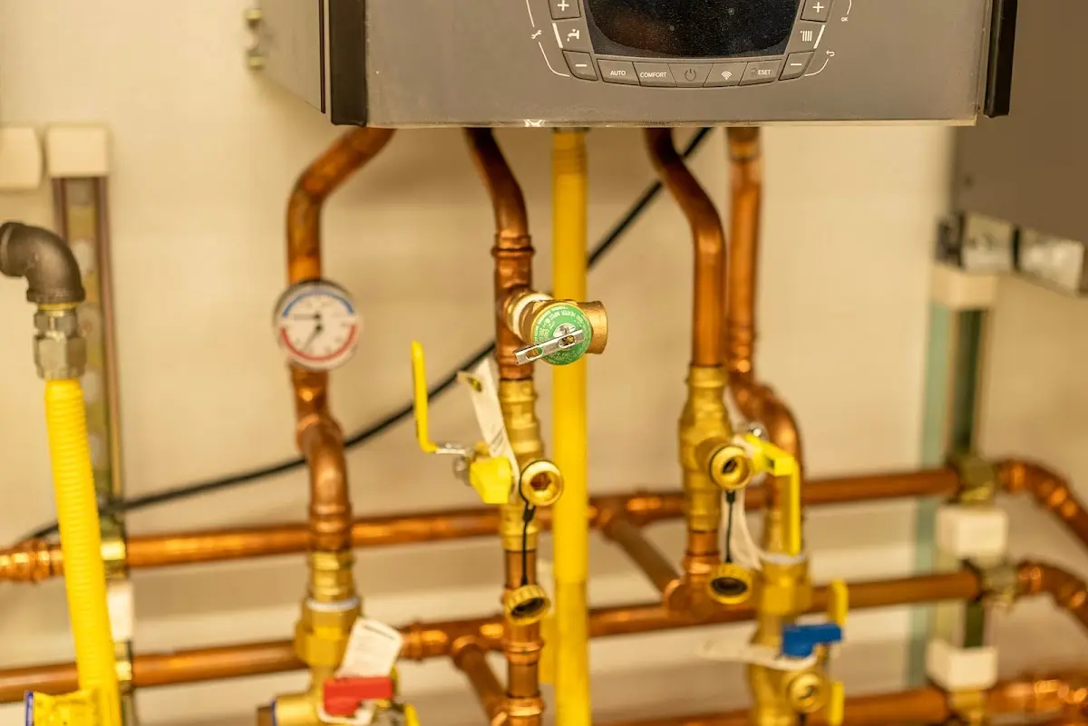 Licensed technician providing Slab Leak Repair for a homeowner in Chestnut Ridge