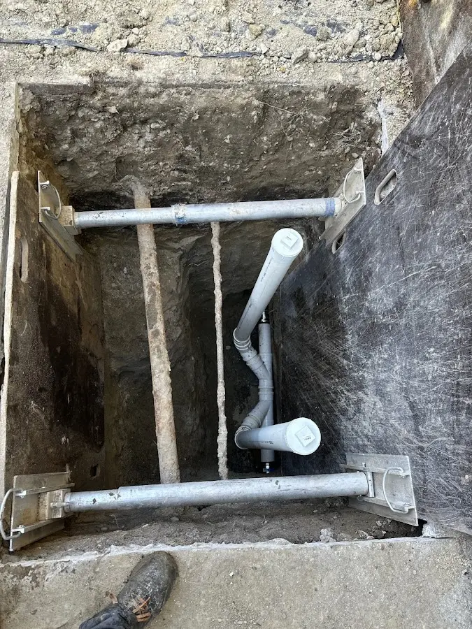 Experienced plumber completing Gas Line Repair work in Chestnut Ridge